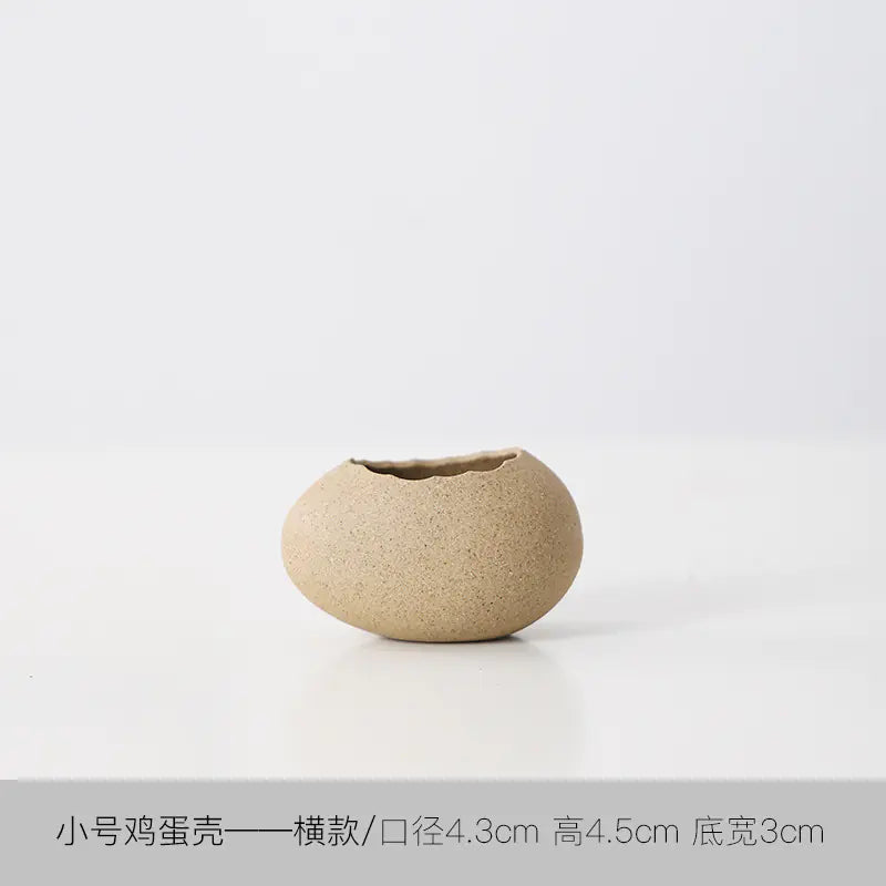 Artistic Eggshell Ceramic Vase